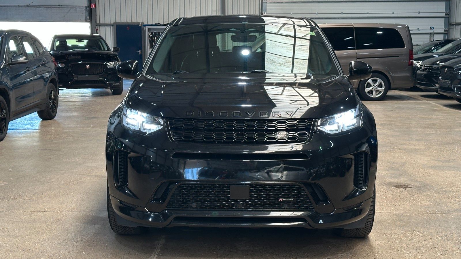 Land Rover Discovery Sport Hybrid R-Dynamic S AWD P300e imagem 2
