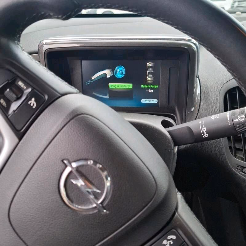 Opel Ampera 2012 — photo 6