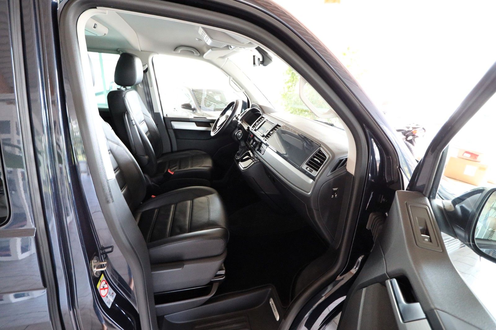 Volkswagen T6 Multivan 2.0 TSI Comfortline lang AHK STHZ foto 13