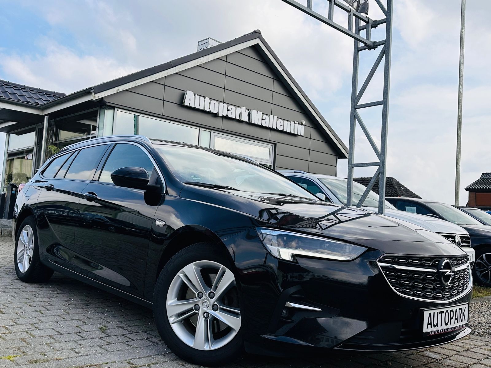 Opel Insignia B Sports Tourer Business *LED*NAVI*