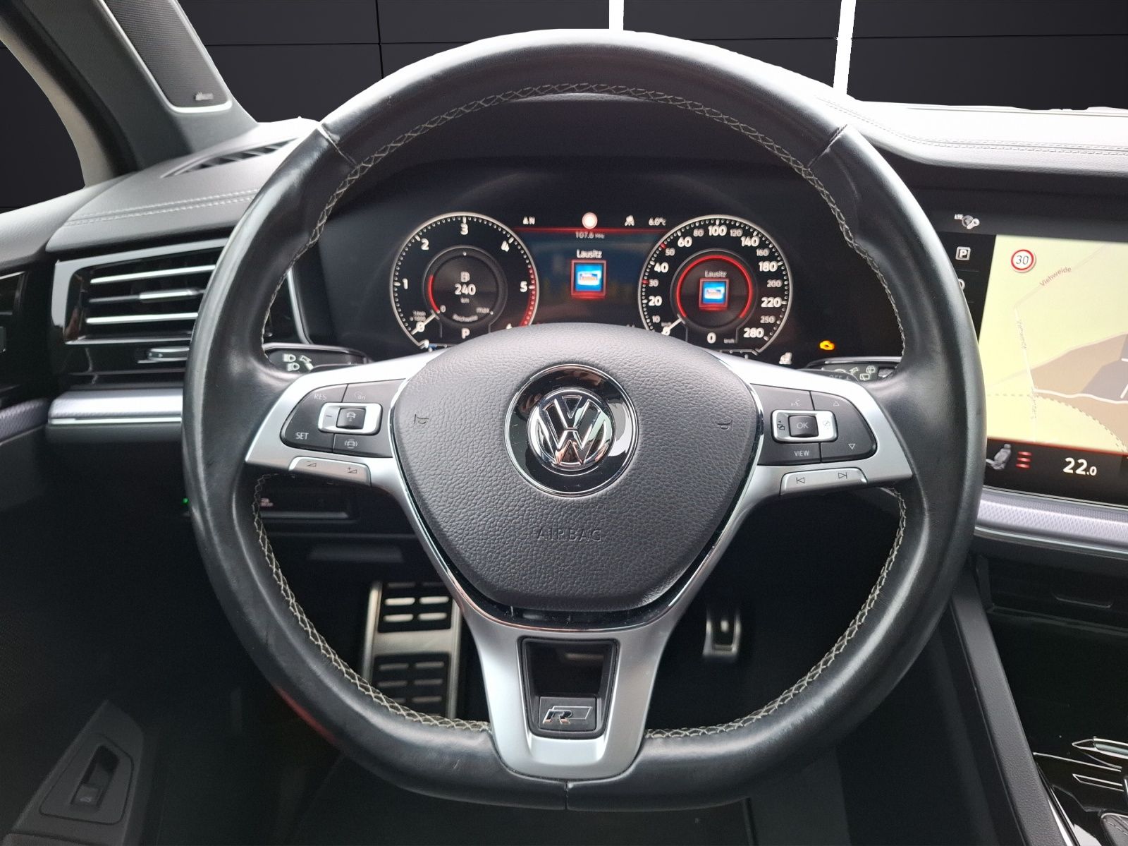 Fahrzeugabbildung Volkswagen Touareg TDI R-Line 4M MATRIX ACC 21" NACHT AHK L