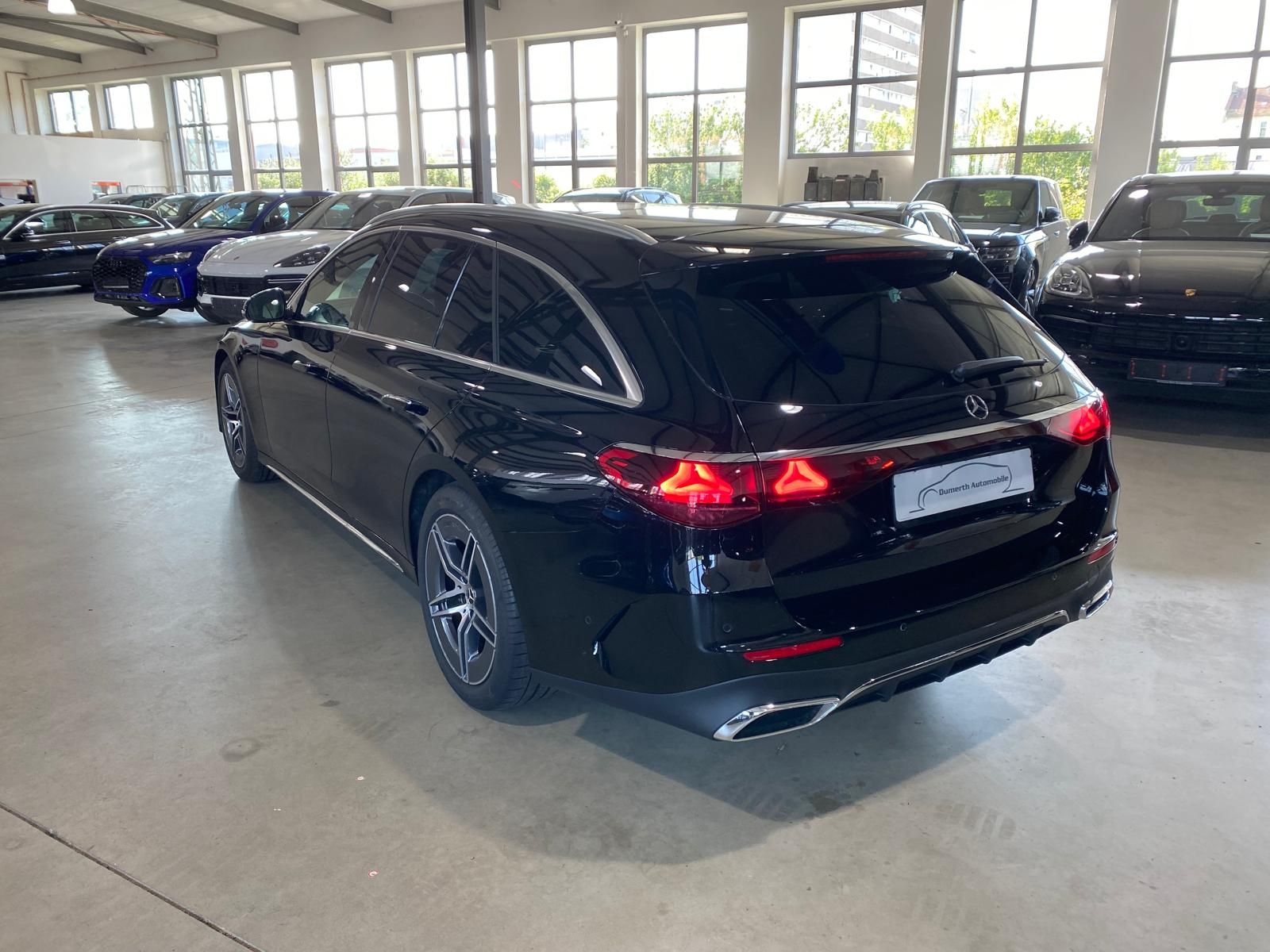 Fahrzeugabbildung Mercedes-Benz E 220 T d AMG Line Advanced/DIS/´19/