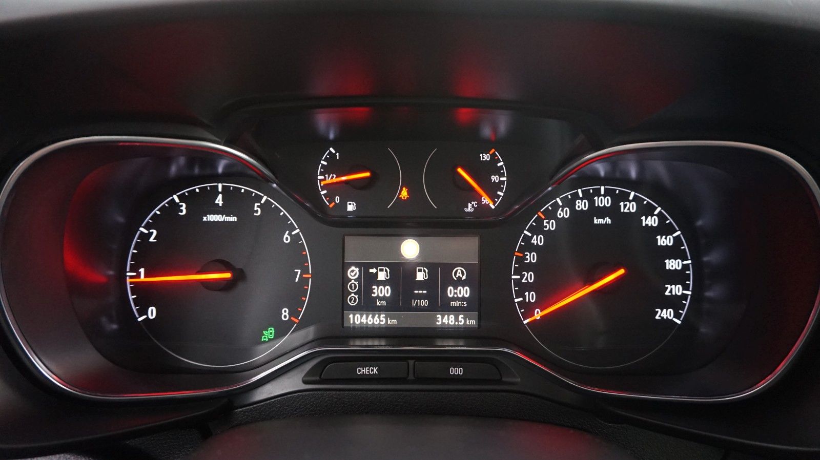 Fahrzeugabbildung Opel Life E Innovation 5,5 L. durch. Verbrauch
