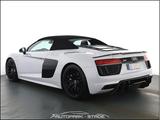 Audi R8 5.2 FSI quattro Spyder - : Allradantrieb, Cabrio
