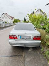 Mercedes-Benz Mercedes Benz E220 2001 185000km - Mercedes-Benz E 220 aus 2001