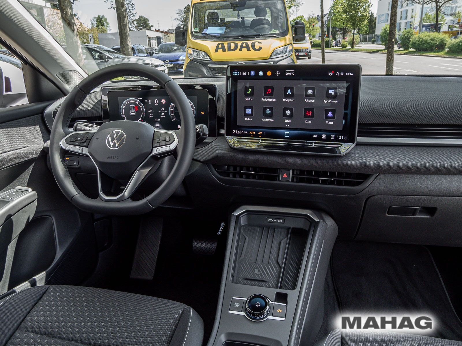 Volkswagen T-Roc - Bild 11