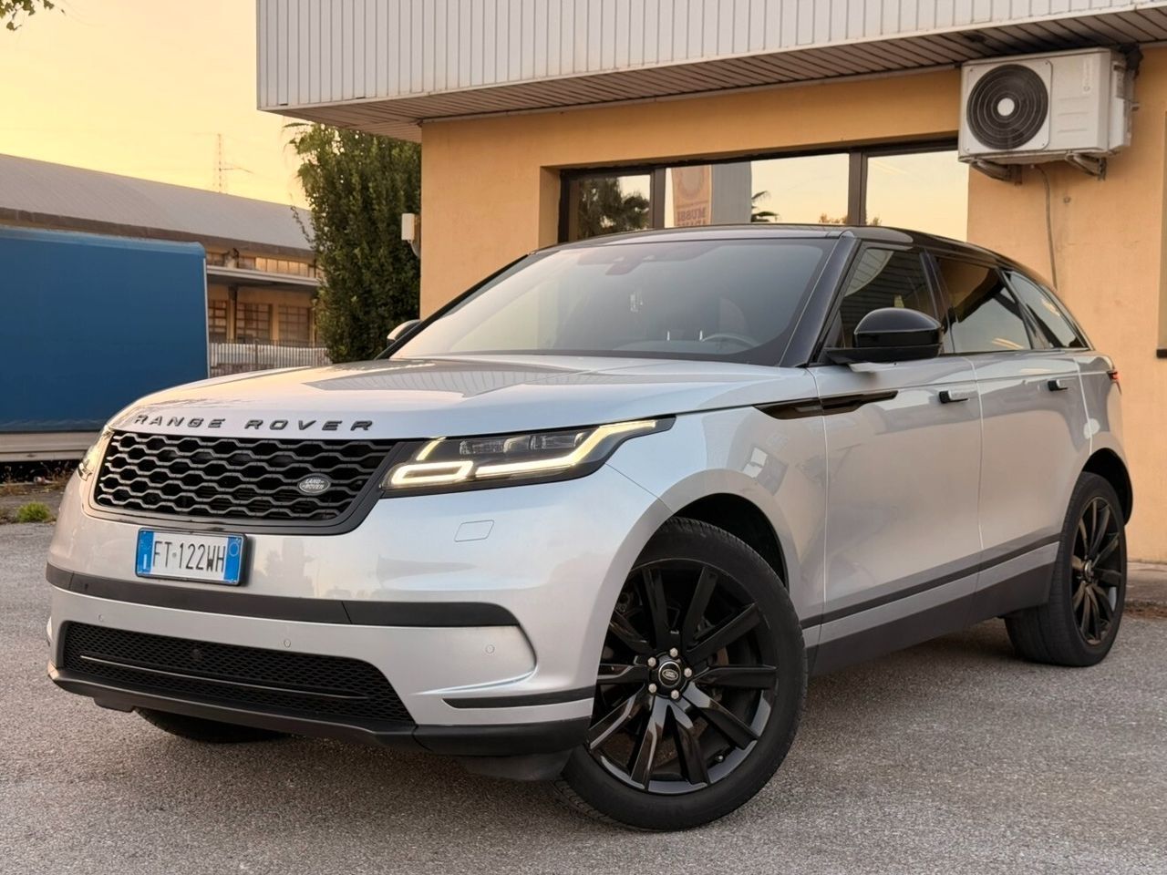 Land Rover Range Velar 2.0D I4 240 CV R-Dynamic 