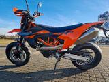 KTM 690 SMC R 2026 ab 1,99% eff. Zins lieferbar! - KTM 690