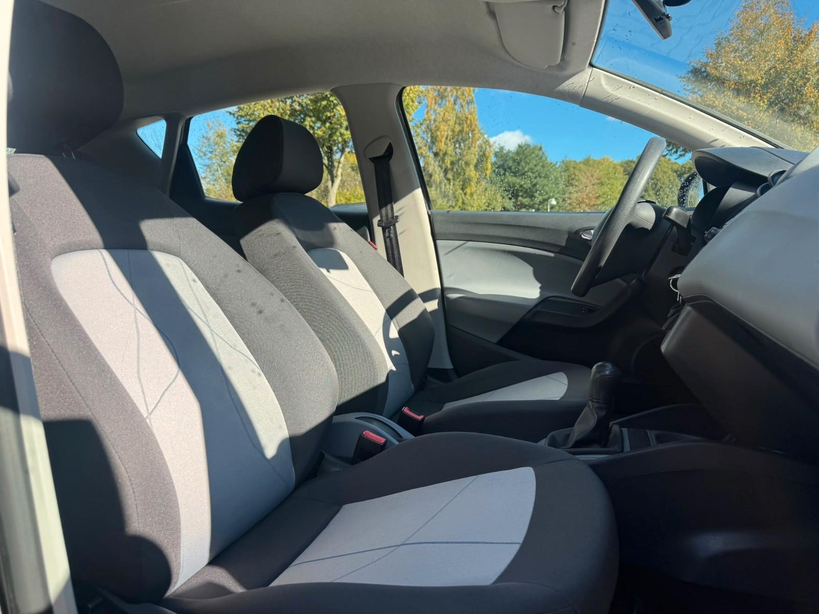 Seat Ibiza 1.2 TSI 1-HAND°5-TÜRIG°KLIMA°TEMPOM°MFLR
