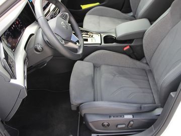 Volkswagen Golf VIII Variant 1.5 eTSI Style Tiptronic KLIMA