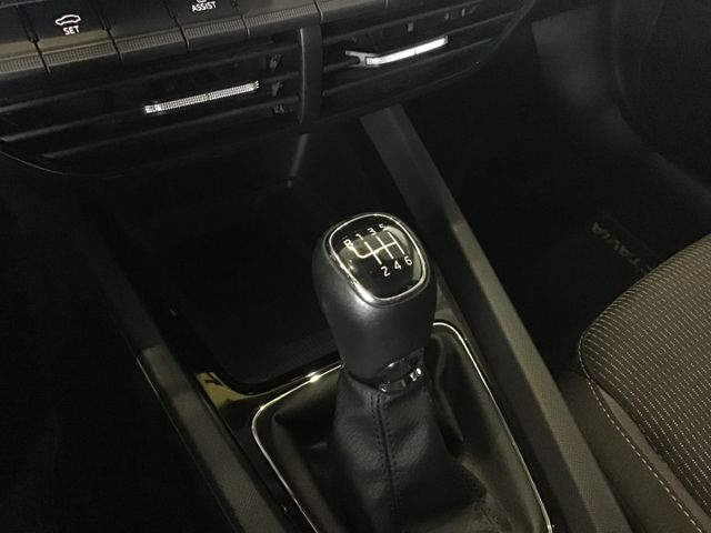 Fahrzeugabbildung Skoda Octavia Ambition 1.5 TSI Combi Navi/Tempo/SHZ