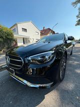 Mercedes-Benz E 220d inkl. Taxivorrüstung Fahrzeug Neu - Mercedes-Benz E 220: Taxi