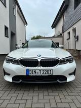 BMW 330i - Checkheft gepflegt - 2.Hand - TÜV -  - BMW 330 von privat