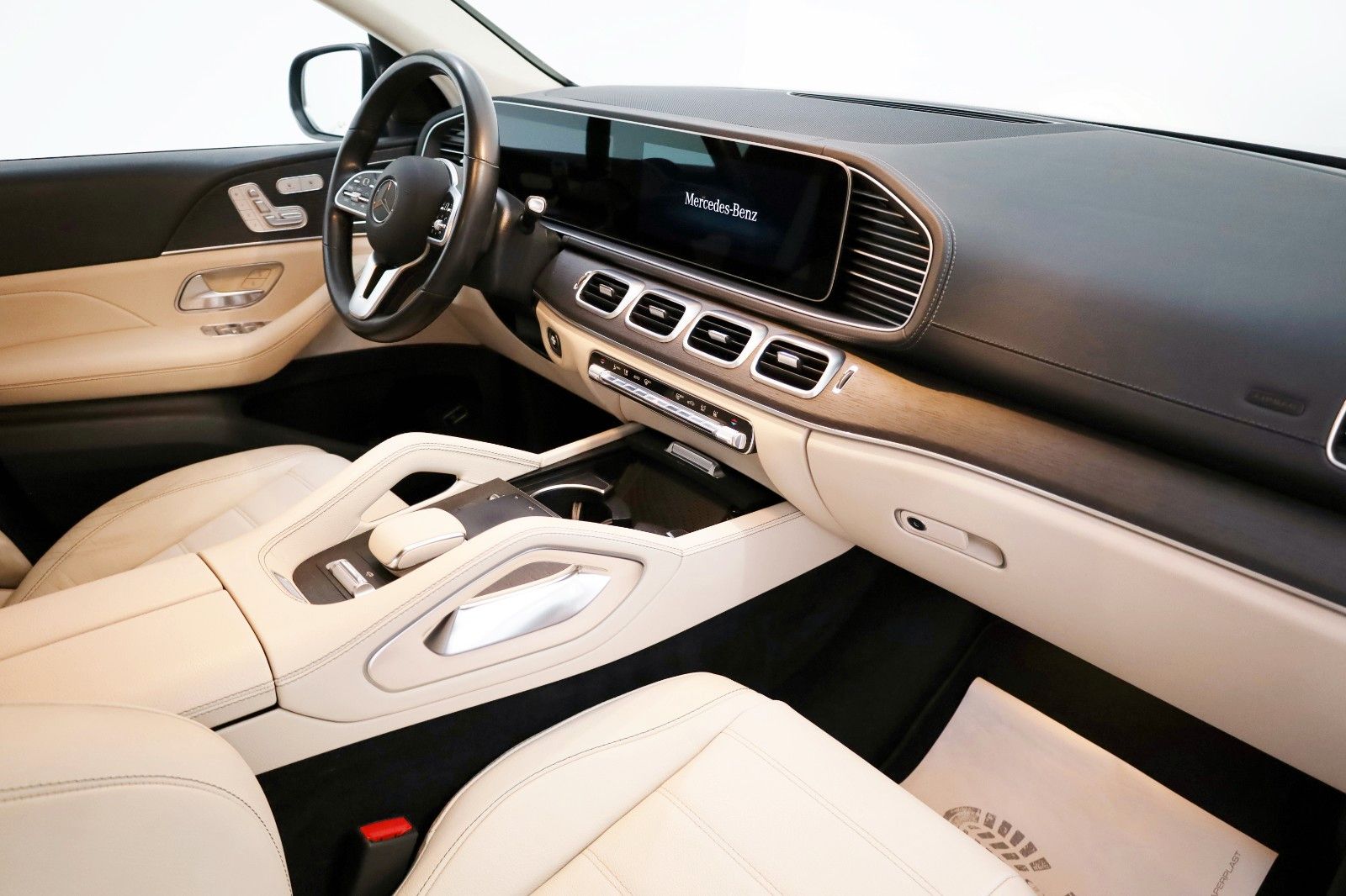 Fahrzeugabbildung Mercedes-Benz GLE 350 de Coupe AMG line,Navi,LED,360Kamera,ACC