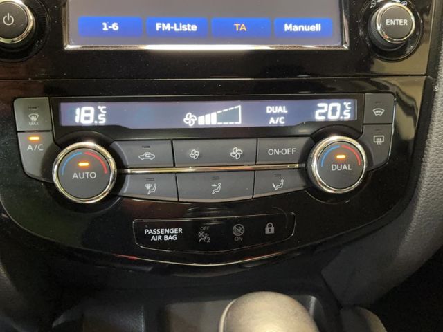 Nissan Qashqai N-Connecta Automatik* Navi* 360* Kamera*