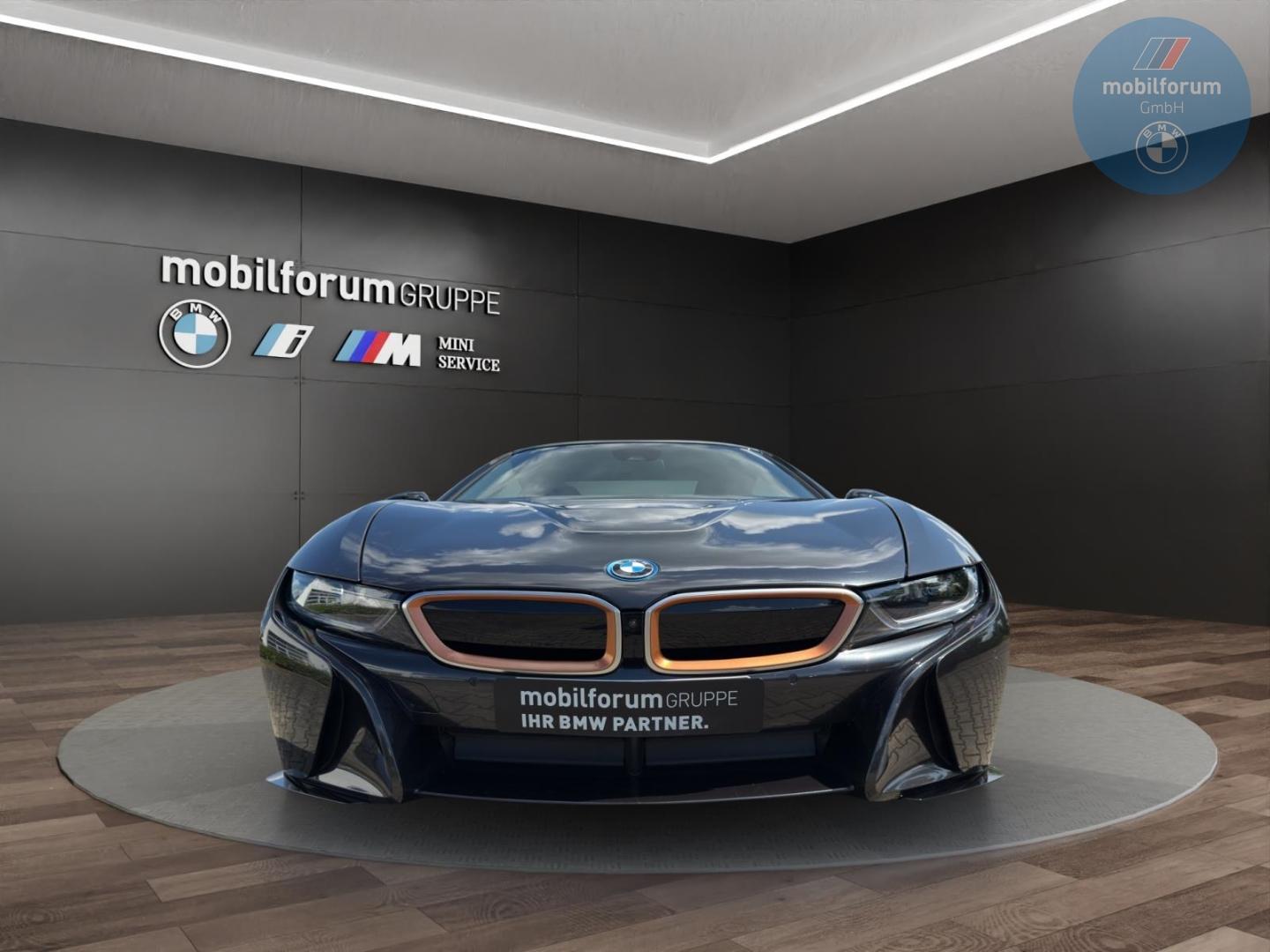 BMW i8 Roadster Ultimate Sophisto-Edition 1 of 200