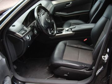 Mercedes E 220 - 10