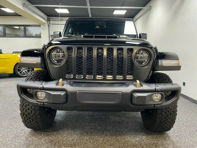 Fahrzeugabbildung Jeep 392 UNLIMITED RUBICON 6.4L-V8 SKY ONE TOP MY 23