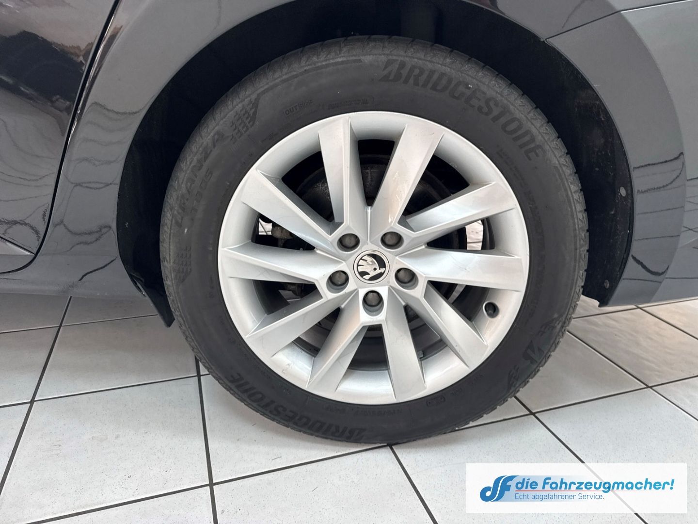 Fahrzeugabbildung SKODA Superb Style 2.0 TDI Navi *HAGELSCHADEN *EXPORT
