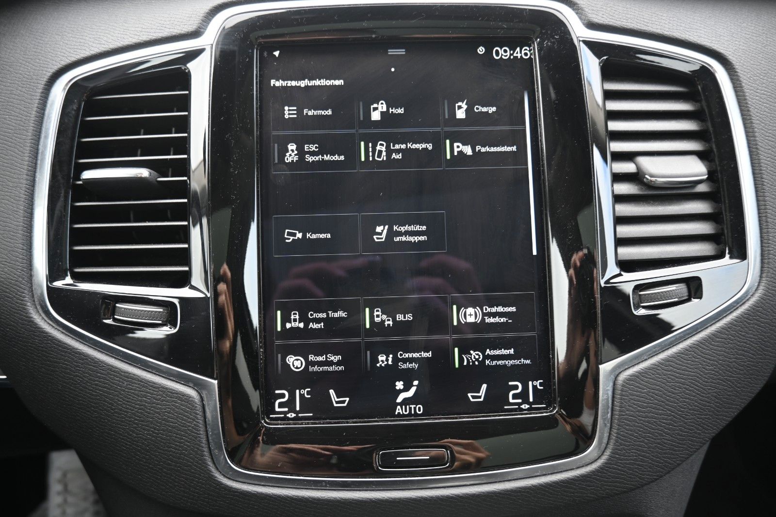 Fahrzeugabbildung Volvo XC90 T8 AWD RC Inscription Expression*RFK*PANO*