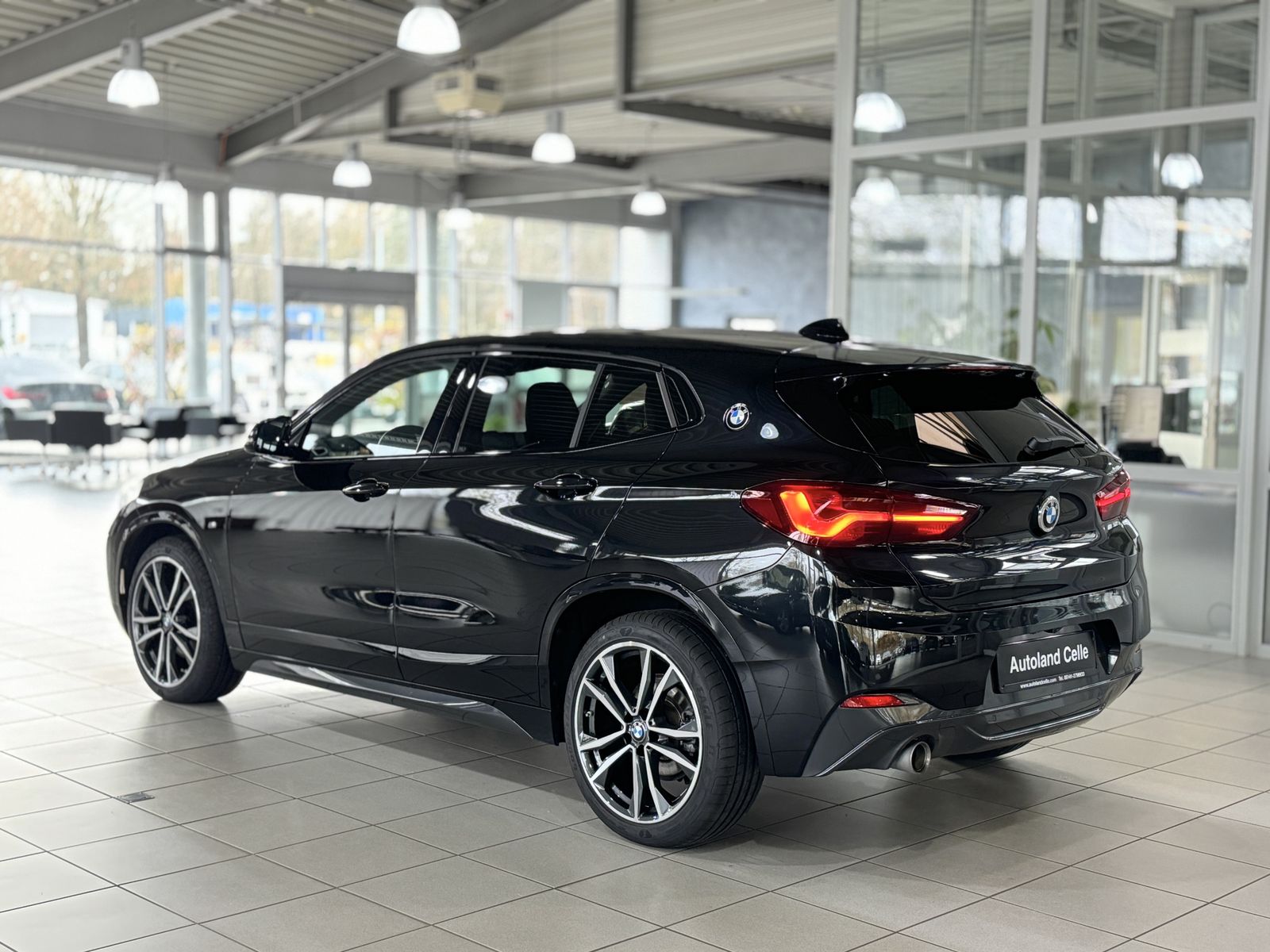 Fahrzeugabbildung BMW X2 sD18i M Sport Kamera DAB Lordos Navi Leder