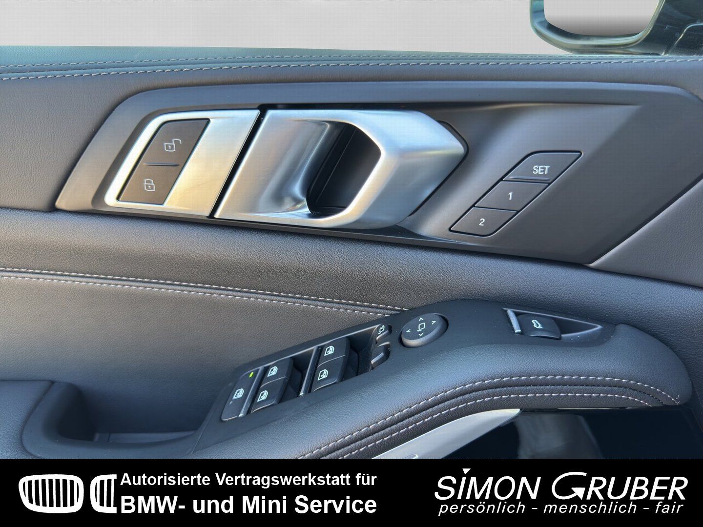 Fahrzeugabbildung BMW X5 xDrive 40d M Sport Pano Stop&GO FondEntertain