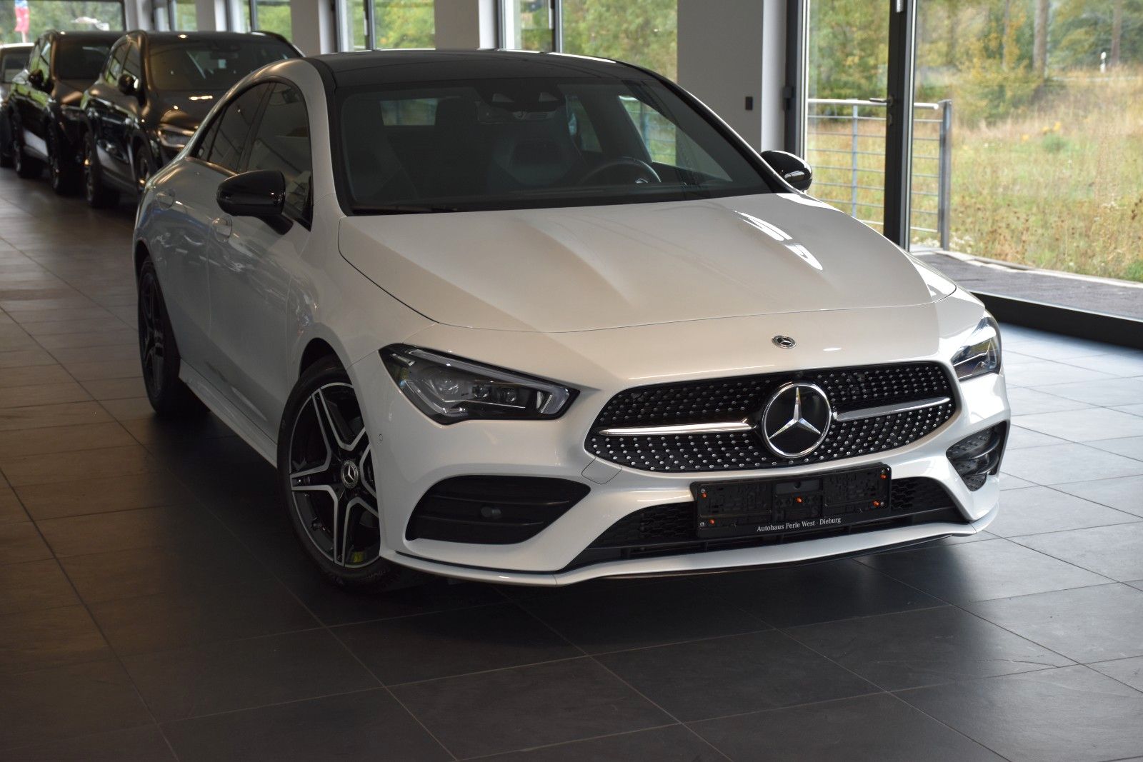 Mercedes-Benz CLA 200 d 8G-DCT AMG LINE WIDESCREEN PANO 360CAM foto 2