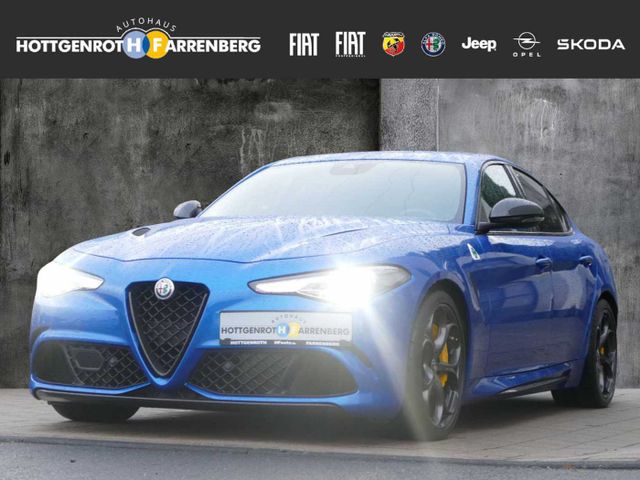 Alfa Romeo Giulia 2.9 V6 BiTurbo Quadrifoglio XENON PDC KAM