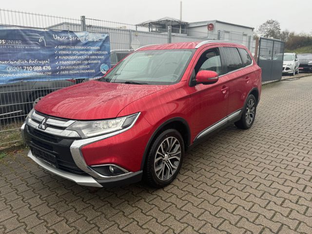 Mitsubishi Outlander Plus 2WD 2.2DI-D |7-SITZE|NAVI|LED|