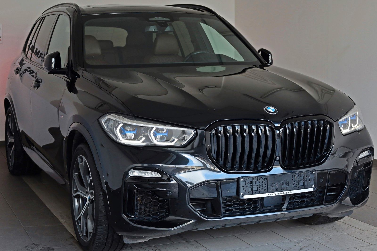 Fahrzeugabbildung BMW X5 M50 d,Panorama,Laser,Soft-Close,HUD, Air-Pak.