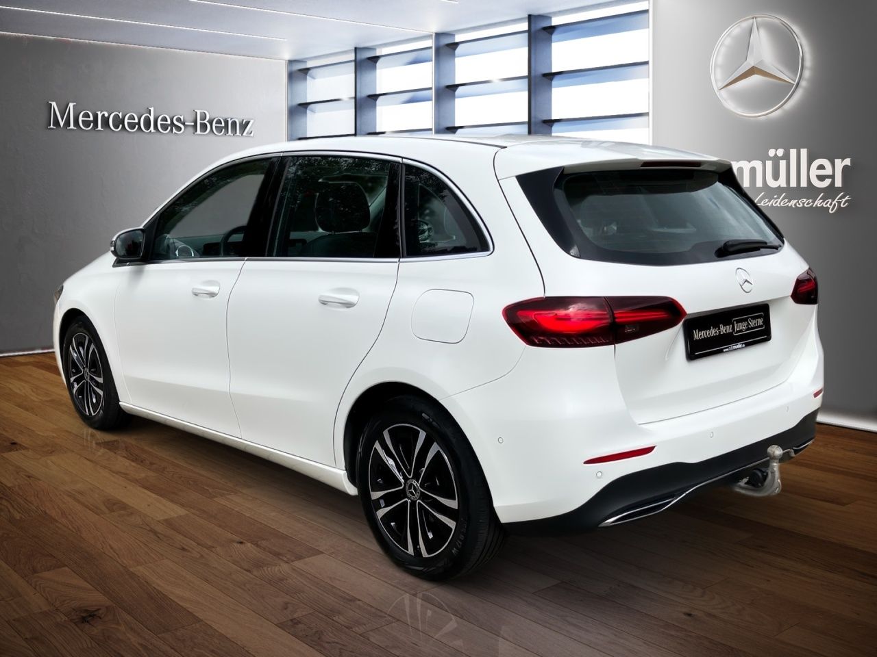 Fahrzeugabbildung Mercedes-Benz B 180 PROGRESSIVE+AHK+LHZ+SHZ+LED+EL.HECKKL+CARP