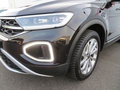 VW T-Roc 2.0 TDI Style DSG LED Nav Business Ahk Rfk VW T-Roc 2.0 TDI Style DSG LED Nav Business Ahk Rfk