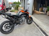 KTM 890 Duke - KTM 890 DUKE