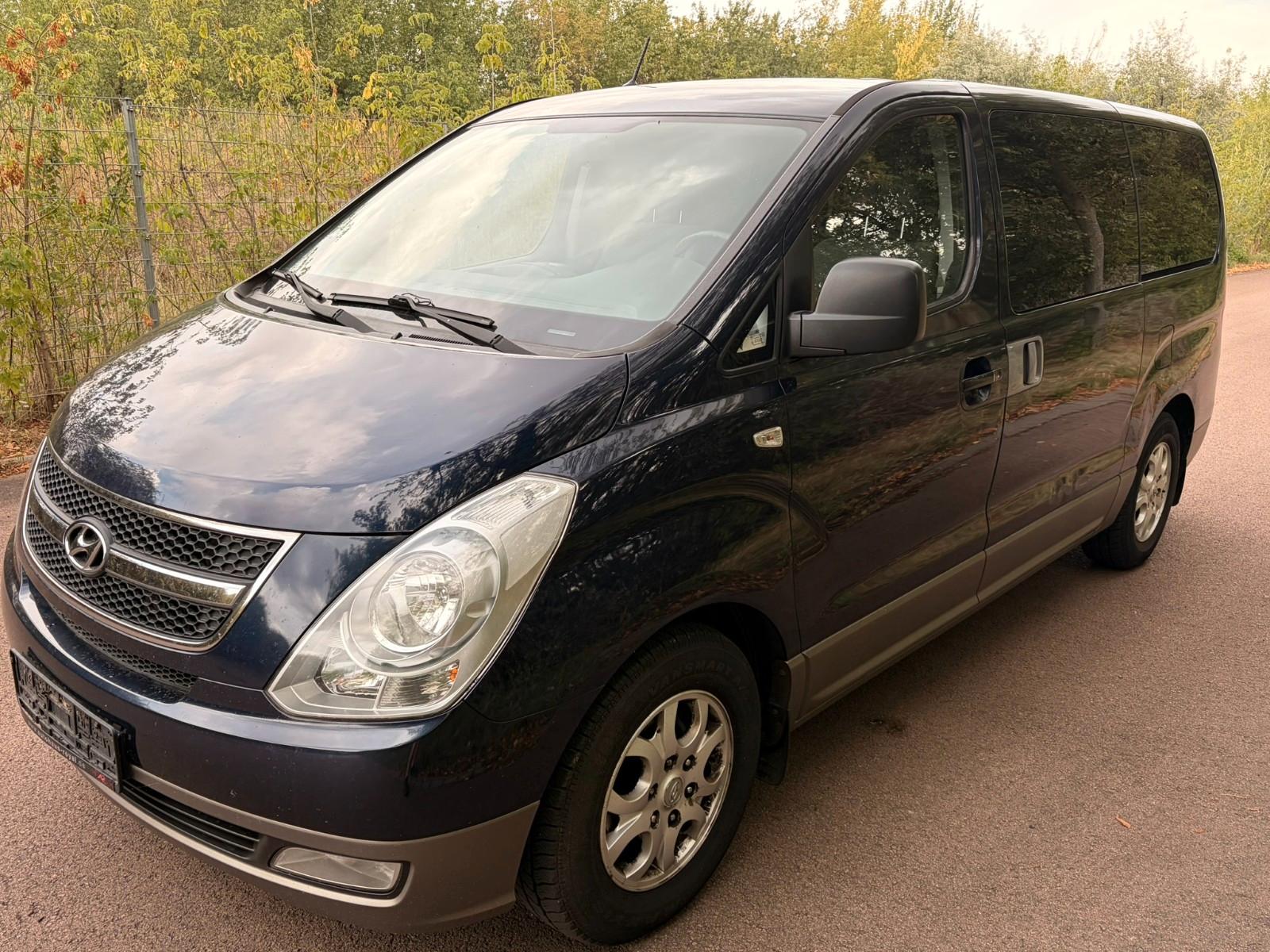 Hyundai H-1 8-Sitze/Klima/AHK!