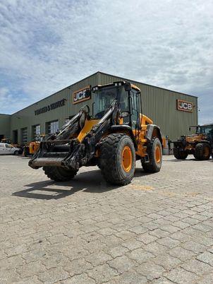 JCB 437 S5 HT