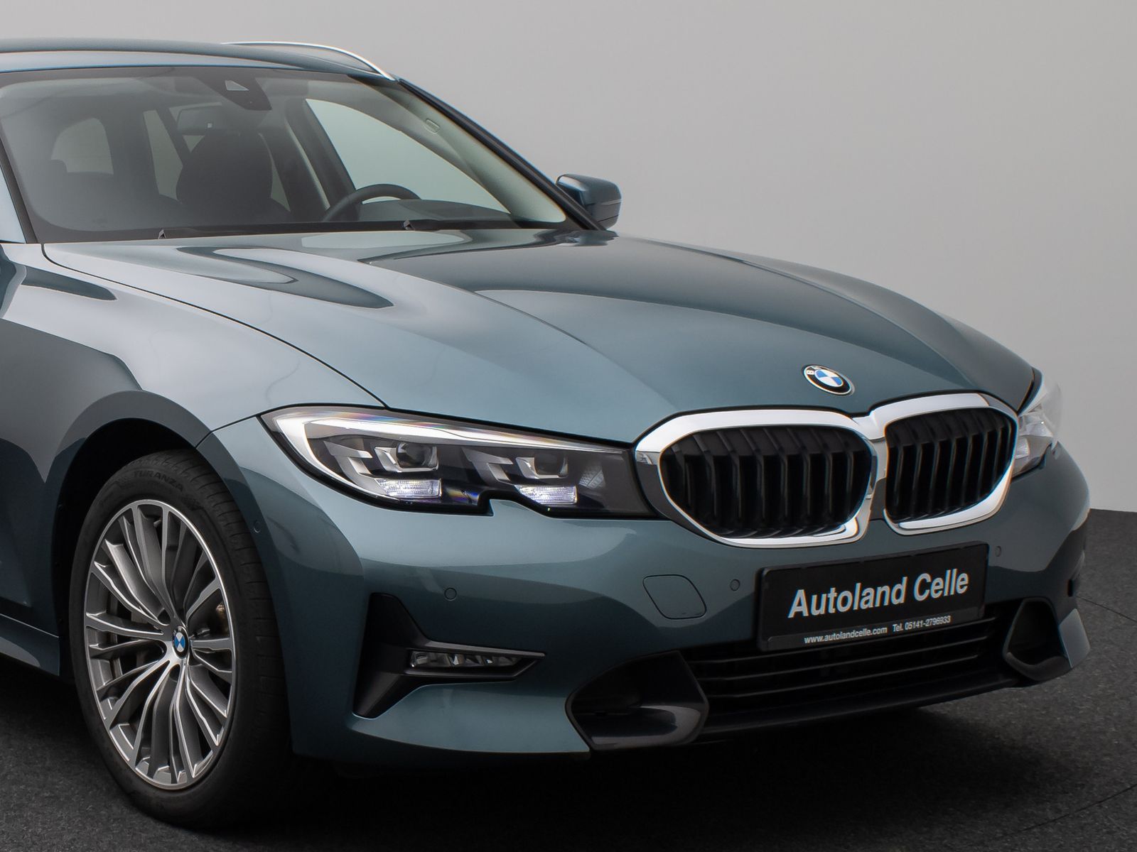 Fahrzeugabbildung BMW 330e  Sport Line Kamera DAB HiFi Komfort Alarm