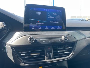 Fahrzeugabbildung Ford Focus ST-Line