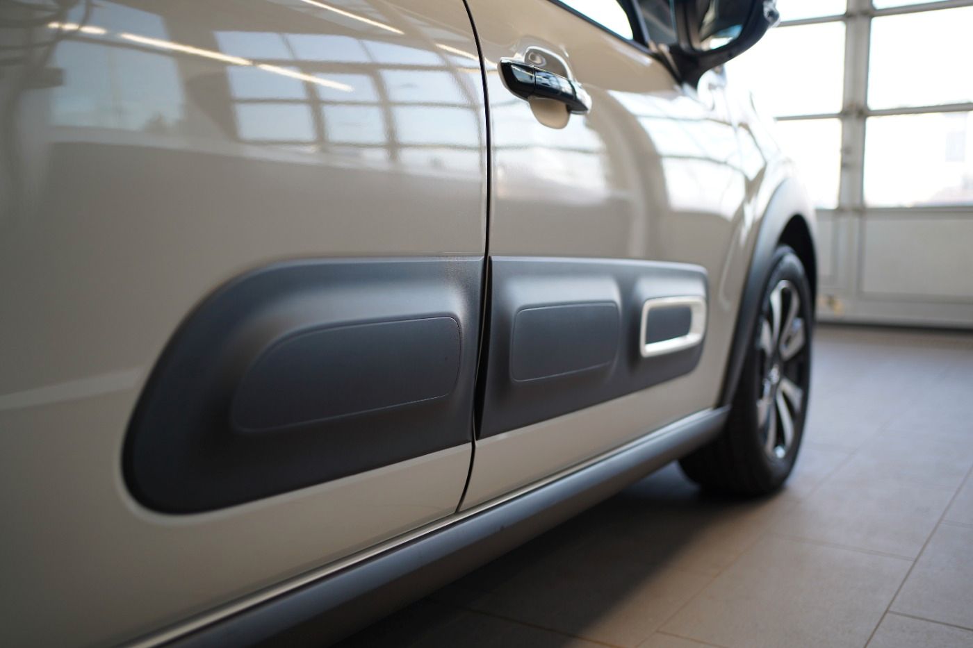 Fahrzeugabbildung Citroën C3 PureTech 83 Max Sitzheizung Navi DAB Klima