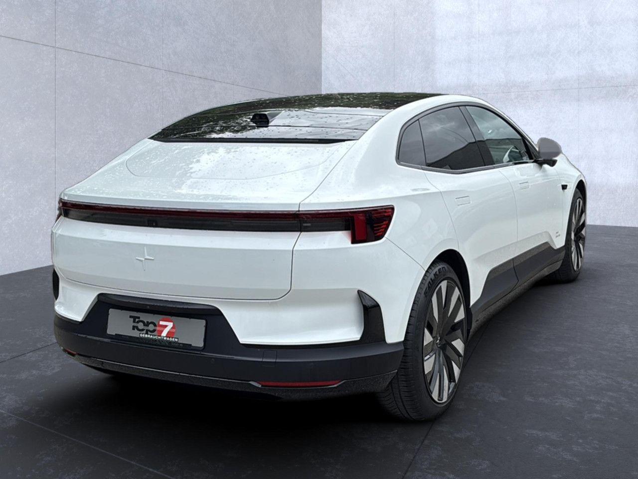 Polestar 4 Long Range Single Bluetooth Head Up Display