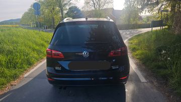 Volkswagen Golf - 5