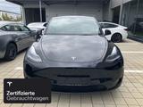 Tesla Model Y Rear-Wheel Drive - schwarze Tesla Model Y