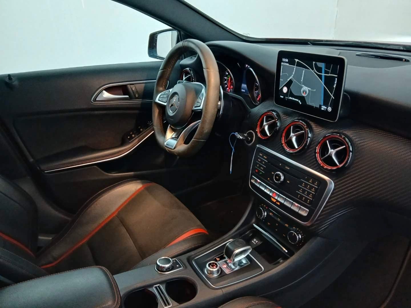 Fahrzeugabbildung Mercedes-Benz A 45 AMG 4MATIC *Aerodynamik Kit*PNRM*Kamera