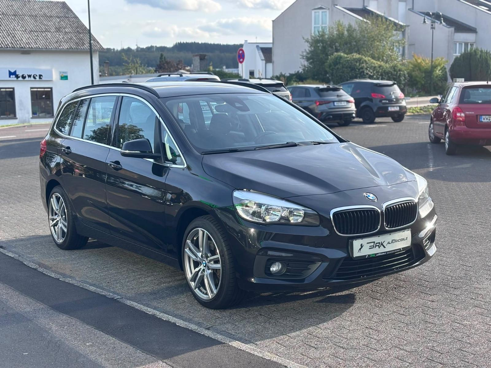 BMW 218d Gran Tourer Advantage *NAVI*2-HAND*SHZ*AHK*