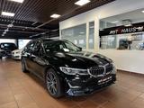 BMW 330 d xDrive Luxury Line, Leder, Laser, Standh. - BMW 3 Series: Luxury Line