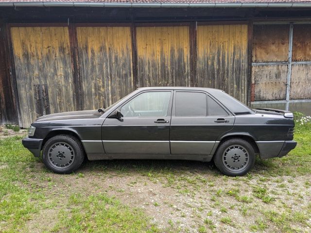 Mercedes-Benz 190 Limousine