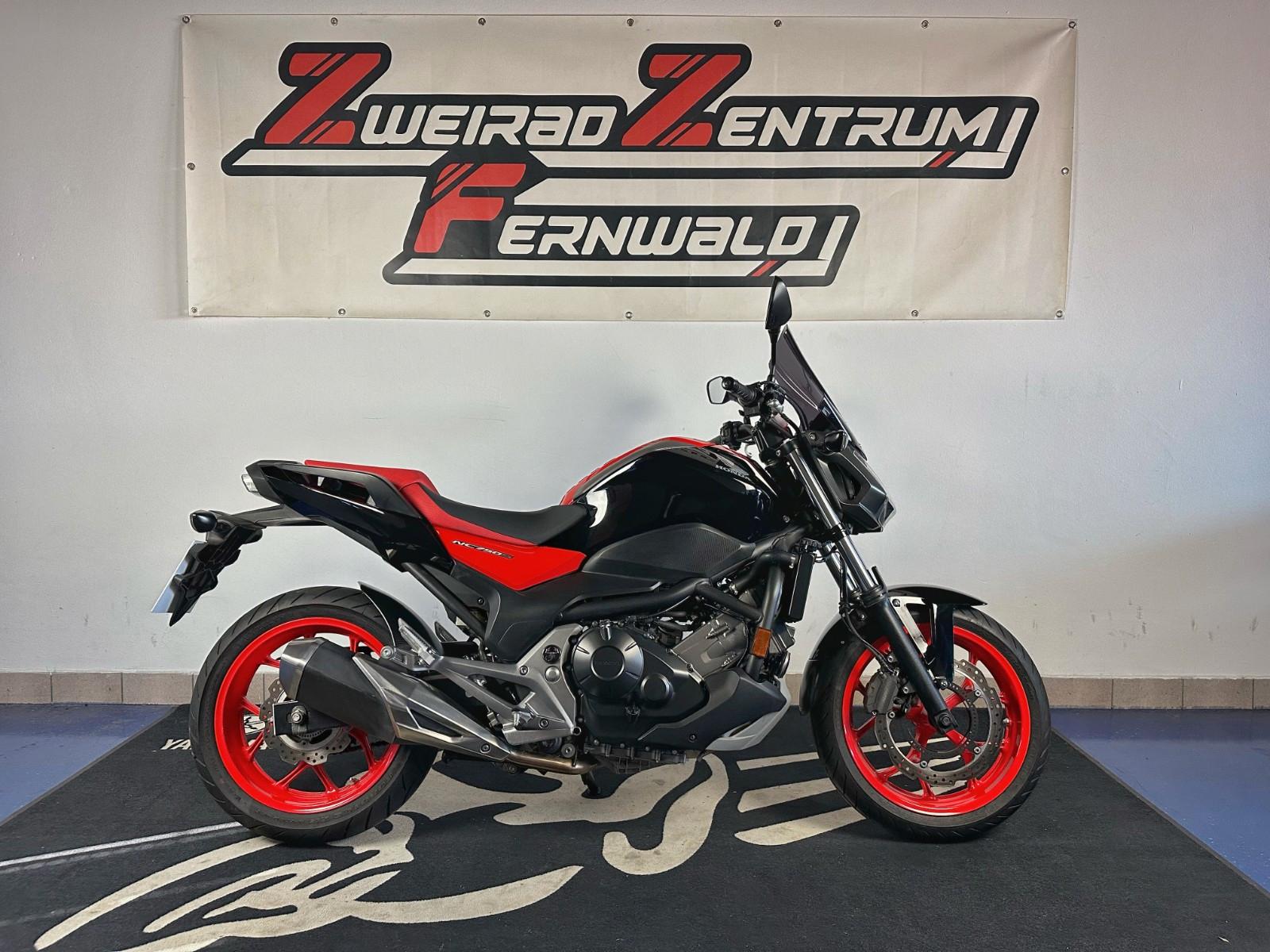 Honda NC750SA *Hauptständer* *Top Zustand*
