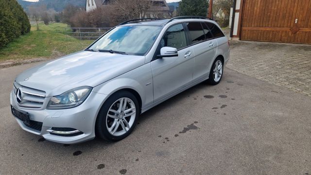 Mercedes-Benz C 250 T CDI BlueEfficiency 4M*Navi*Pano*Xenon*