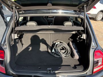Fahrzeugabbildung Renault Twingo Vibes Electric Navi DAB Faltdach SHZ uvm.