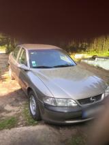 Opel Vectra Oldtimer 1,6 l Benziner ,74 kw... - Opel Vectra: 1.7