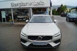 Volvo V60 Cross Country B4 Diesel AWD Aut/AHK/Navi/LED - Volvo Gebrauchtwagen in Arnsberg